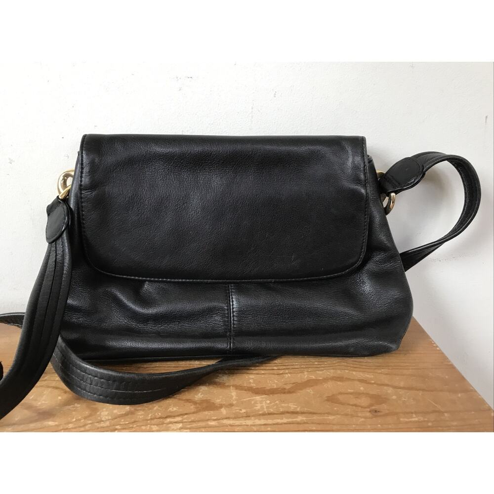 Vintage Tignanello Black Leather Bucket Saddle Fold Over Flap Shoulder Bag Purse